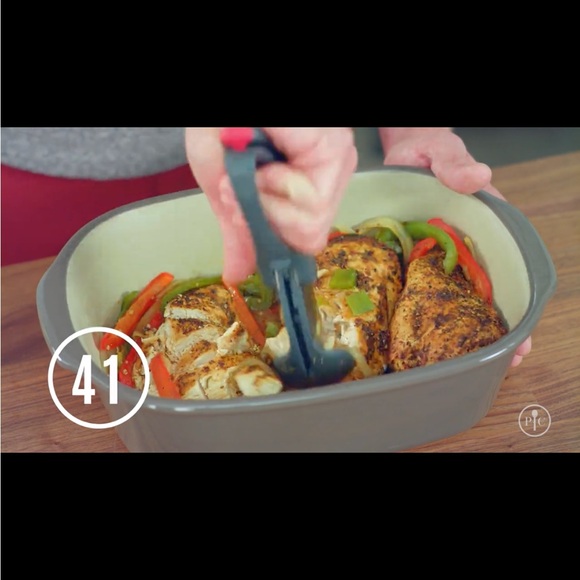 Pampered Chef Salad Chopper - Picture 5 of 8